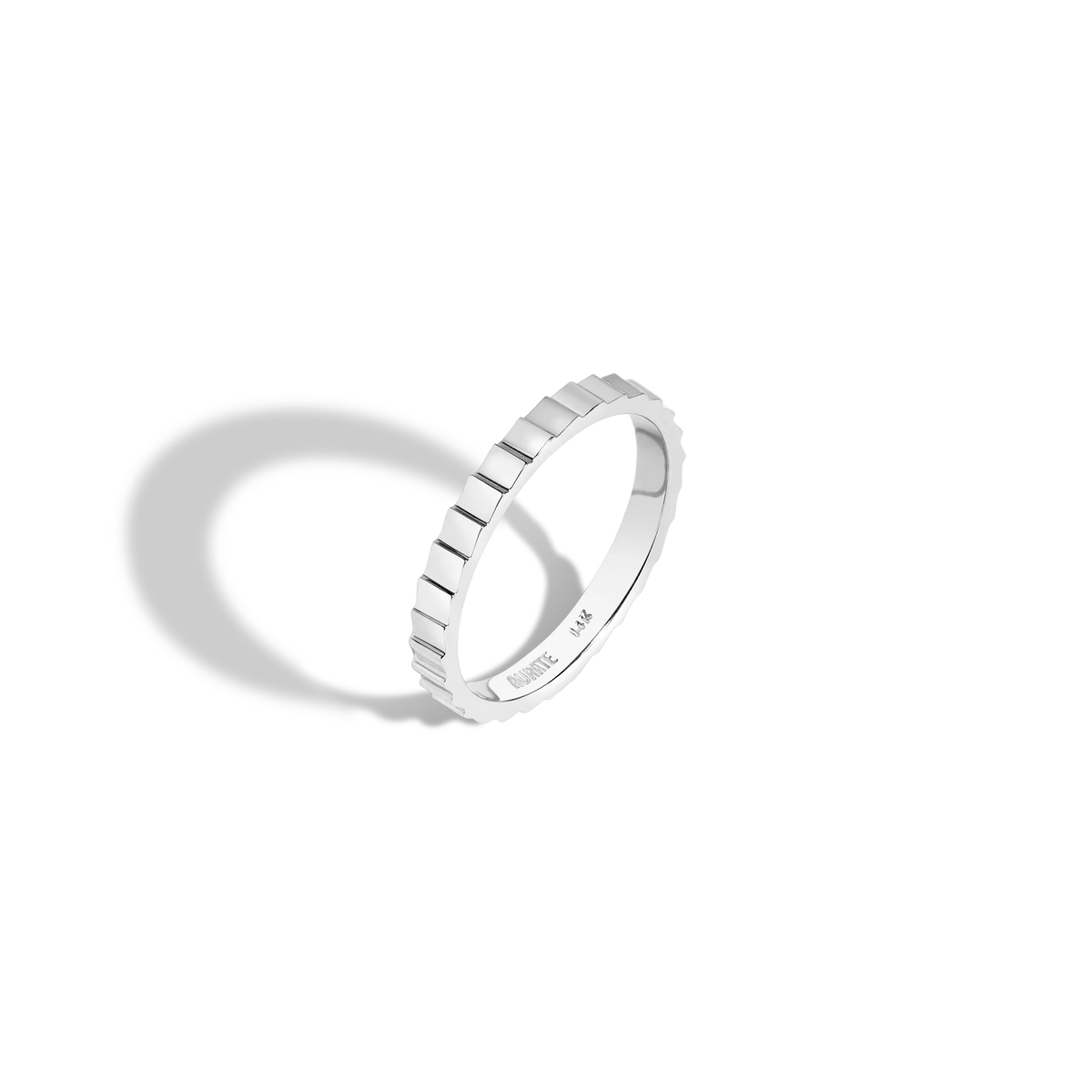 Jokabeth Jewelry Mini Infinity Ring – 2mm band width detail macro
