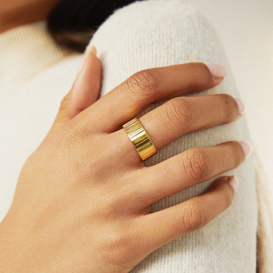 Jokabeth Jewelry Infinity Ring – Stackable Statement Ring